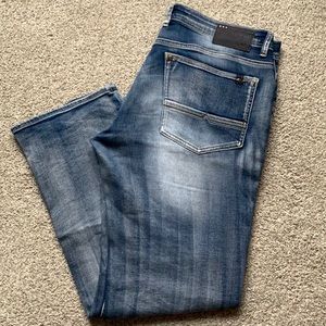 Men’s Buffalo jeans